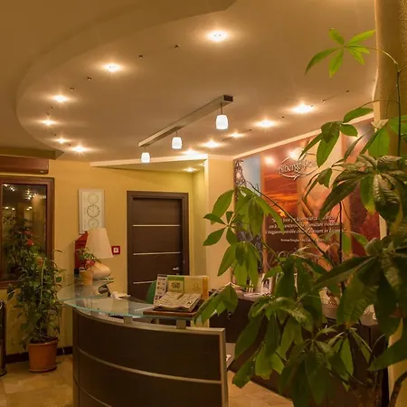 Della Posta Hotel 4*