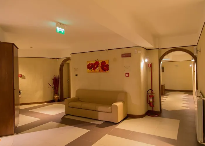 Della Posta Hotel 4*