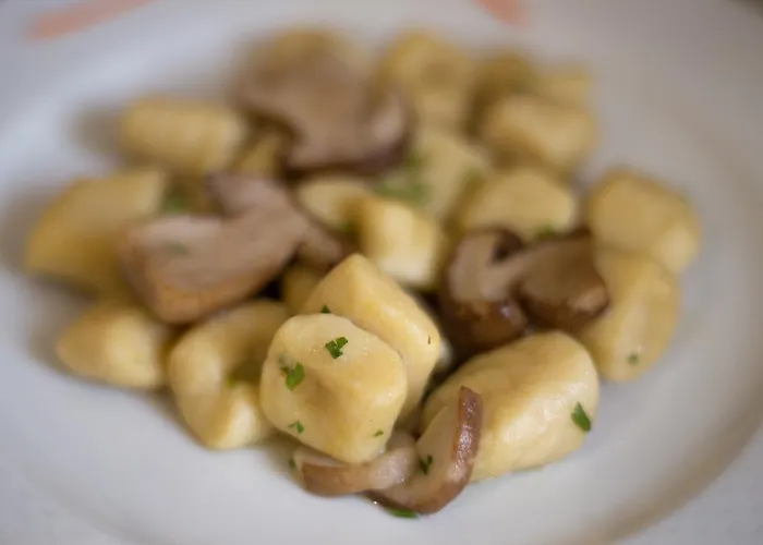 Della Posta Hotel 4*